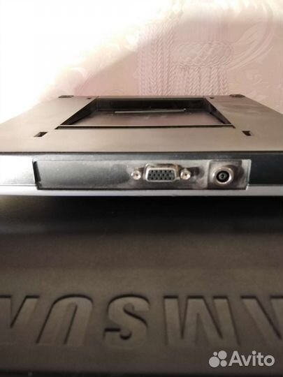 Монитор Samsung 17 дюйма