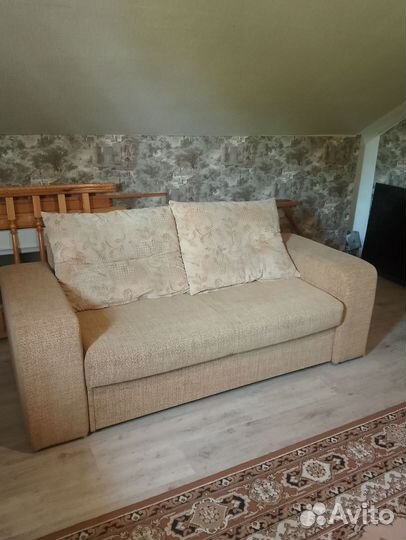Диван прямой бу