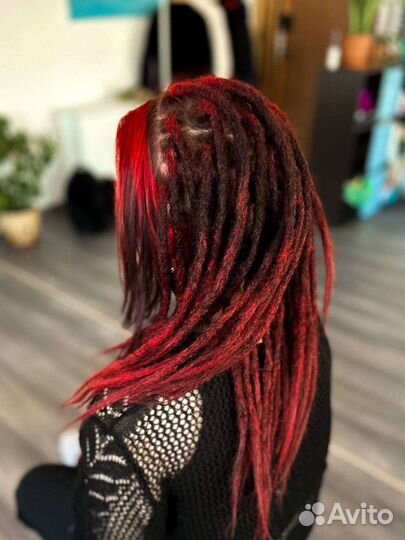 Требуется модель для заплетения дред