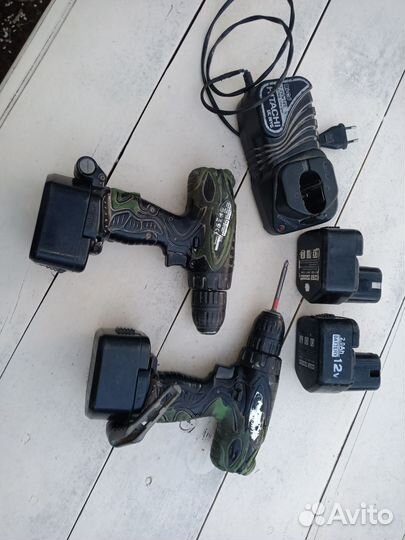 Аккумуляторная дрель шуруповерт Hitachi DS12 DVF3