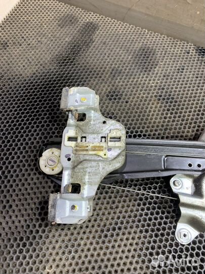 Стеклоподъемник передний левый Chevrolet Cobalt 2