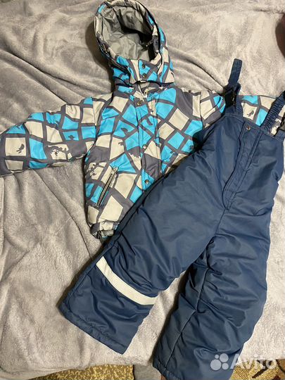 Зимний комбинезон и осенняя куртка детская