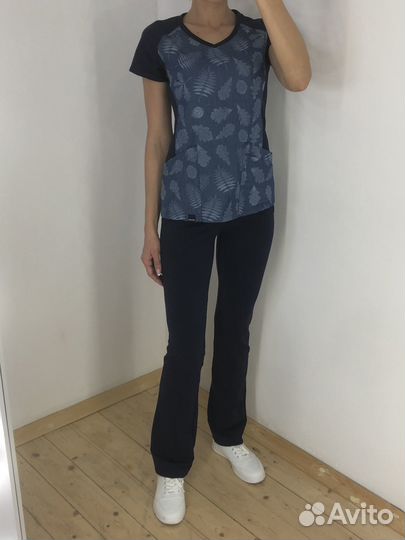 Медицинский костюм женский