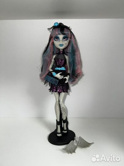 Кукла Монстер Хай рошель зомби шейк