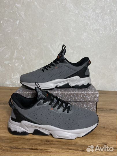 Оригинальные кроссовки Baas Ploa