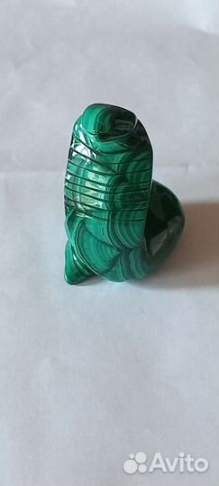 Змея из малахита
