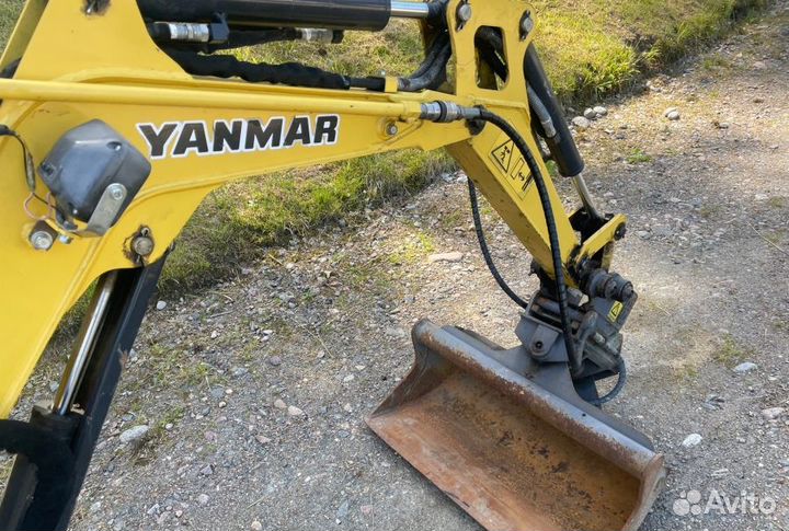 Мини-экскаватор YANMAR SV08-1A, 2015