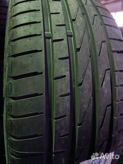 Leao Nova-Force C/S 255/45 R20