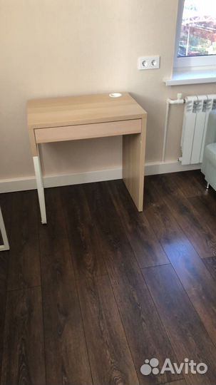 Компьютерный стол IKEA mikke