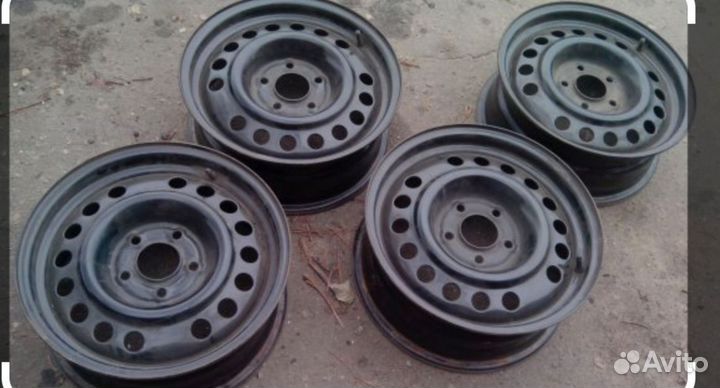 Штампованные диски r15