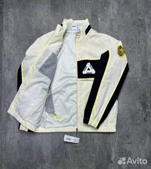 Ветровка Palace