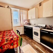 2-к. квартира, 44 м², 9/10 эт.