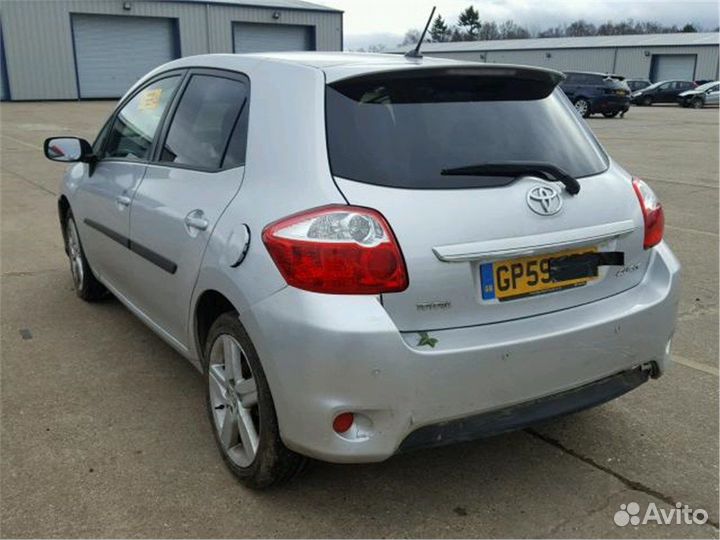 Разбор на запчасти Toyota Auris E15 2006-2012