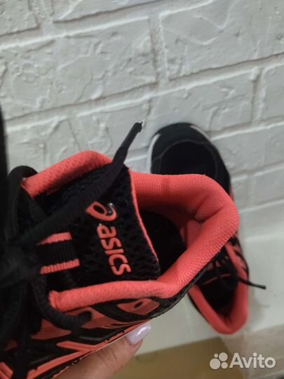 Кроссовки asics gel