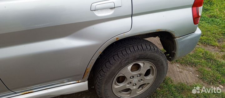 Mitsubishi Pajero iO 1.8 AT, 2004, 270 000 км