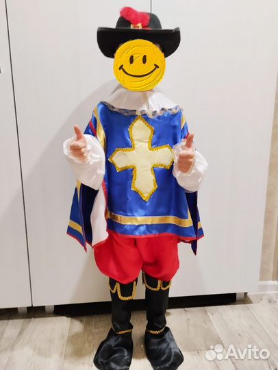 Костюм клоуна и зайца прокат