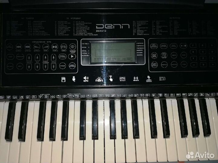 Синтезатор Denn Dek 612
