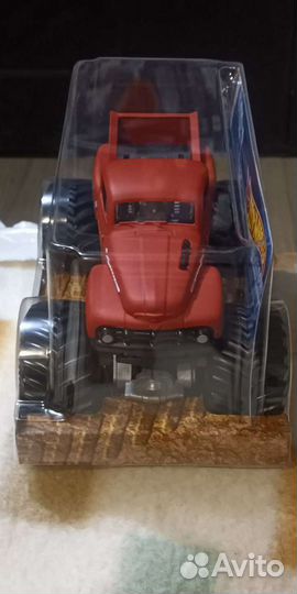 Hot wheels Monster Jam grave digger монстр трак