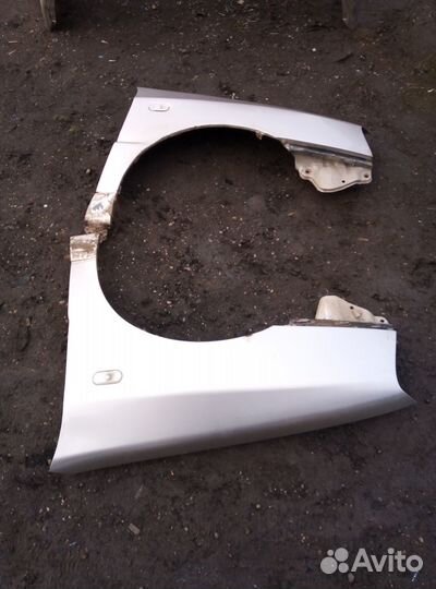 Крылья Передние Чери Амулет А15