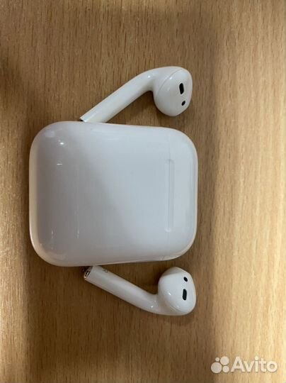 Airpods 2