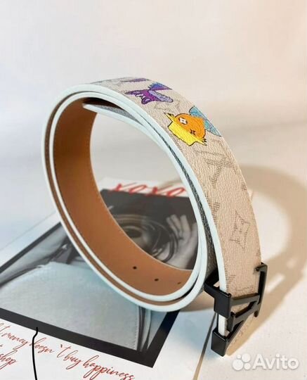 Ремень LV белый