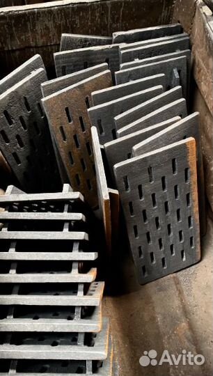 Колосники чугунные. Балки круг плита лазы дверки