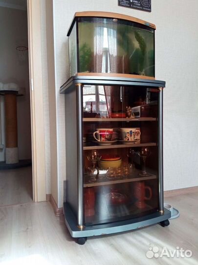 Аквариум,тумба,грунт,водоросли,гроты