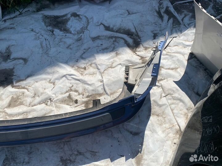 Задний бампер Ford C-Max