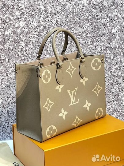 Сумка Louis Vuitton M 45595