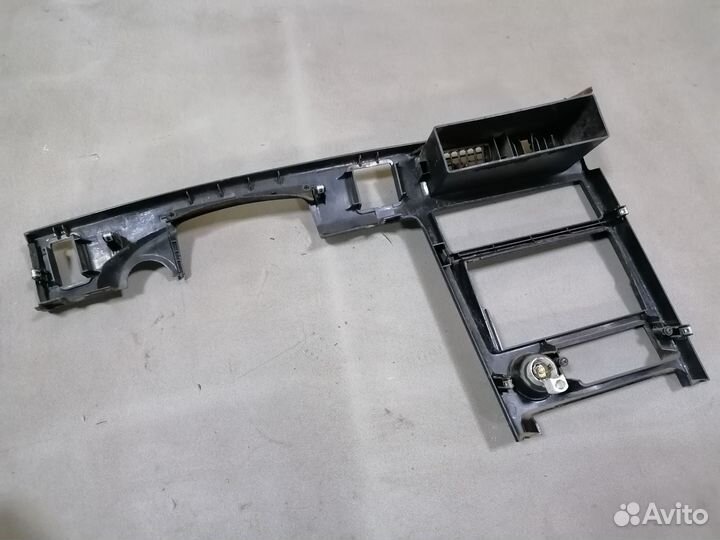 Консоль центральная Toyota Sprinter Carib II