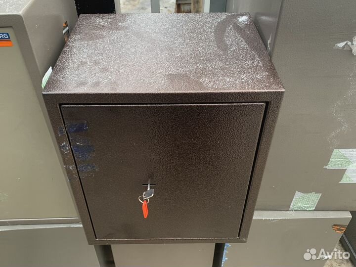 Сейф мебельный cobalt TL-50M