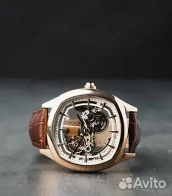 Часы Cartier Drive de Cartier Skeleton