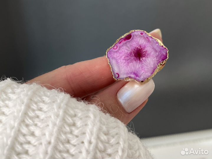 Кольцо с тонированным агатом