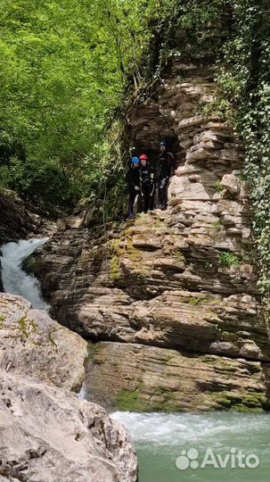 Каньонинг в гидрокостюмах Глубокая балка