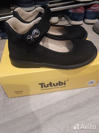 Туфли на девочку размер 33