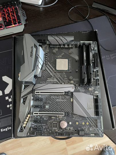 Мат плата X470 с процессором 2700x и памятью