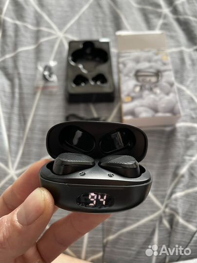 Беспроводные наушники новые