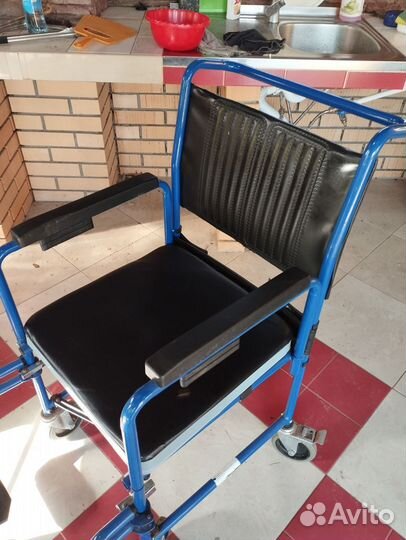 Кресло для инвалидов