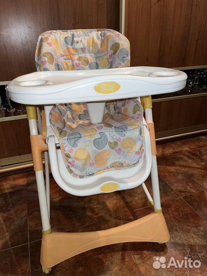 Стульчик для кормления