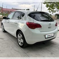 Opel Astra 1.6 AT, 2011, 157 239 км, с пробегом, цена 799 000 руб.