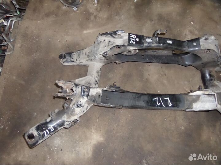 Задний подрамник Toyota RAV 4 05-17 г.в