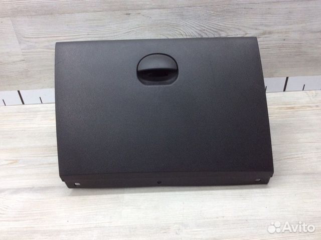 Крышка (дверца) бардачка Renault Arkana пробег 46