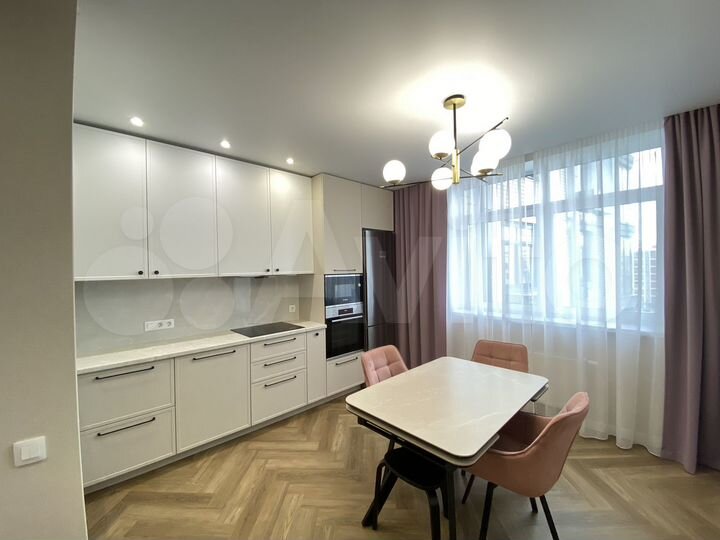 2-к. квартира, 73,8 м², 13/19 эт.