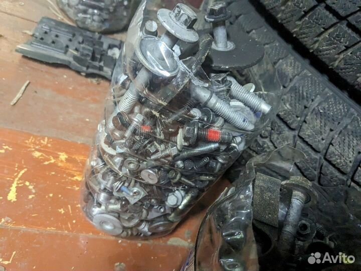 Крепеж вольво