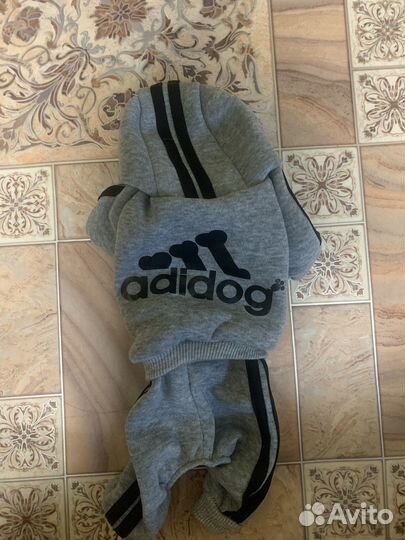 Комбинезон для маленькой собаки новый