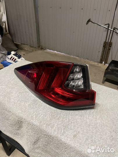 Фонарь задний левый rx 300