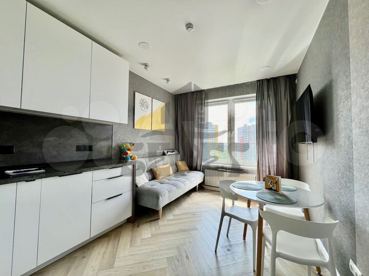 2-к. квартира, 50 м², 15/19 эт.