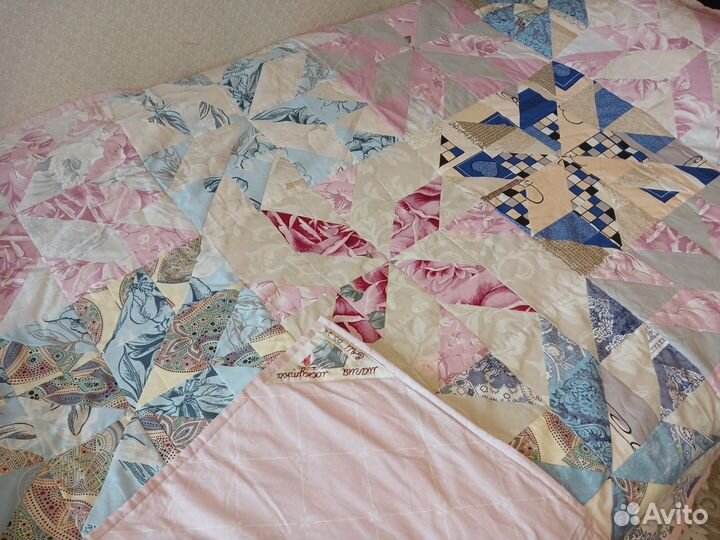 Лоскутное одеяло ручной работы