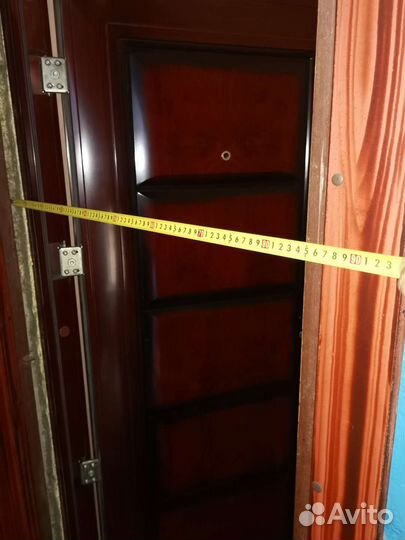 Дверь входная металлическая