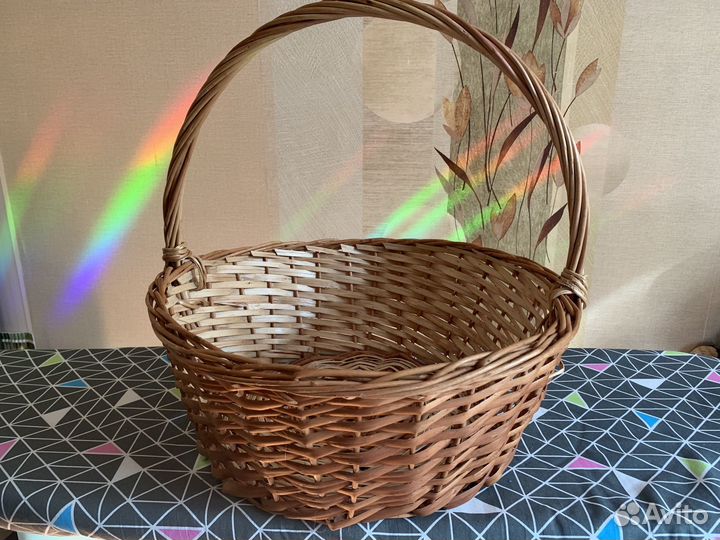 Корзина плетеная большая
